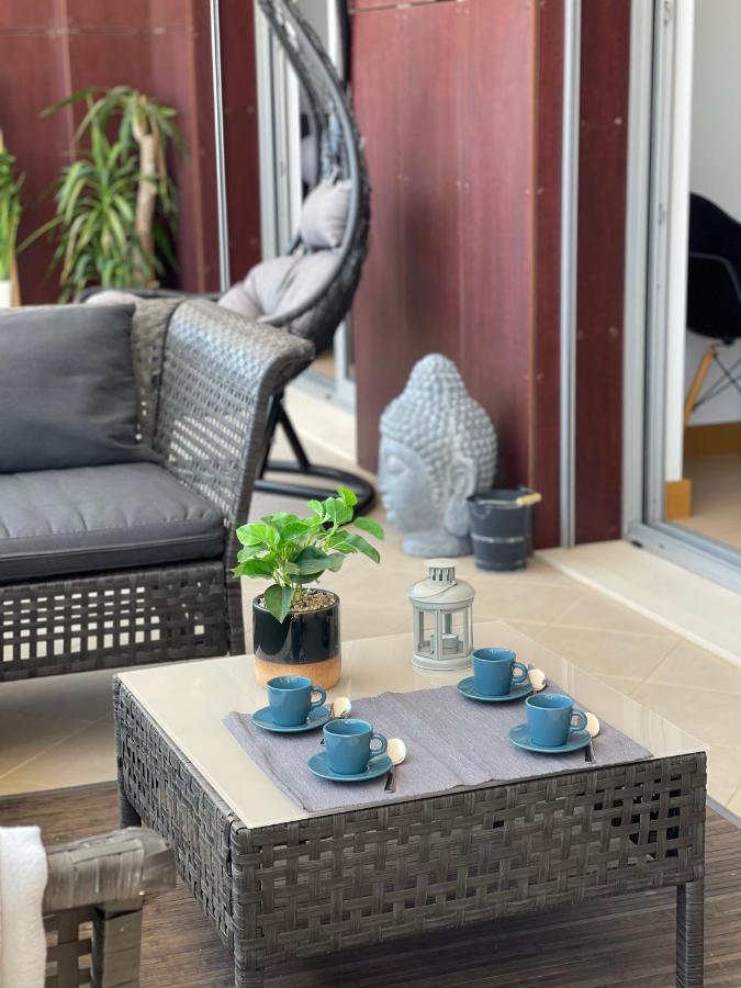 לאגוּ‏ש Beach Condo Porto Mos מראה חיצוני תמונה